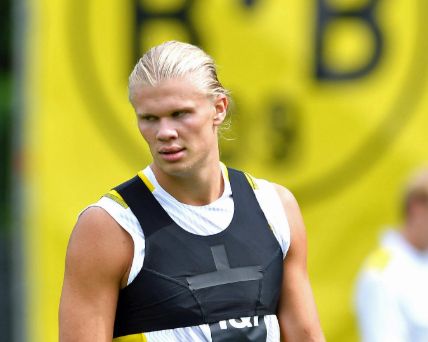 Erling Haaland plays for the Borussia Dortmund.